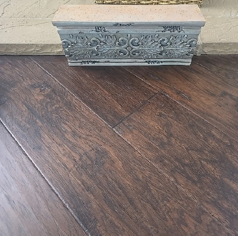 Speckaled Wall Shelf
